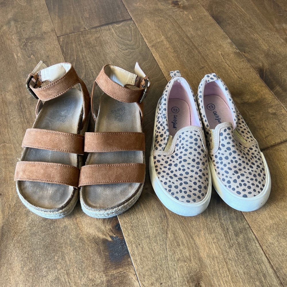 2 Pair Kids Shoes